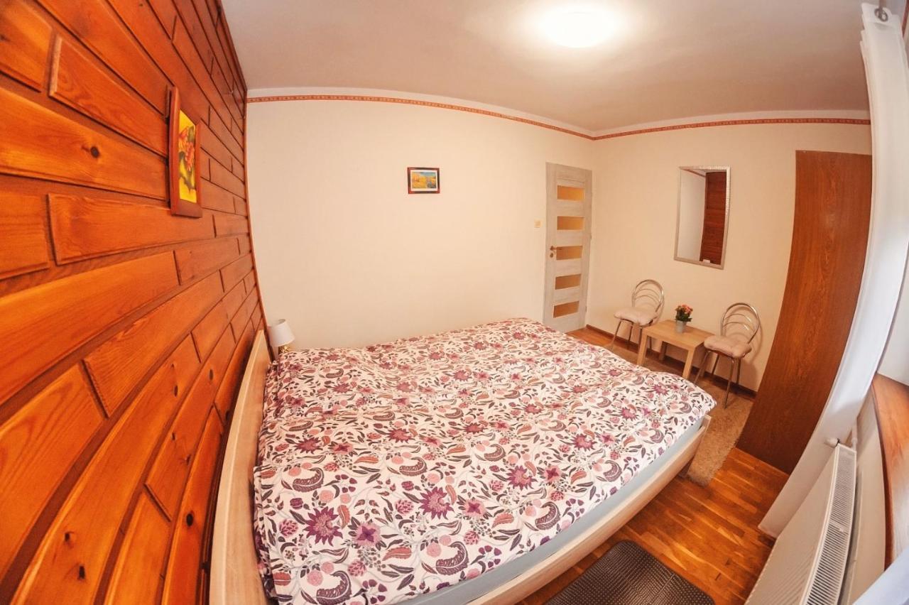 Za Gorami, Za Lasami Mysłakowice Kültér fotó